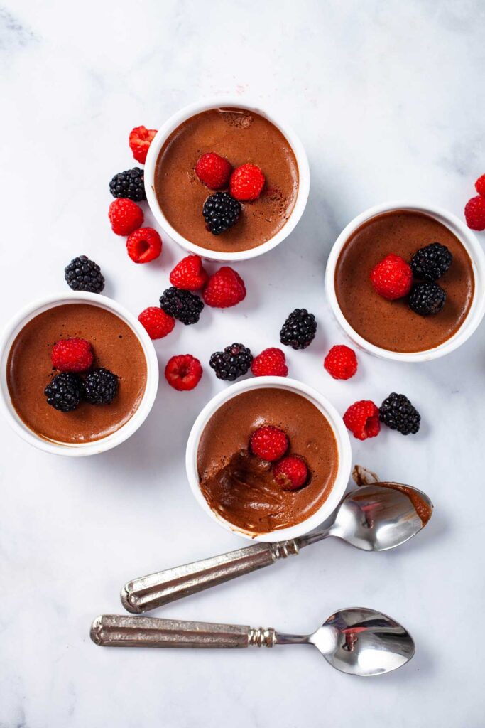 5-Ingredient Easy Chocolate Mousse - Tasty and Delicious Egg White Recipes You Must Try | Hurry The Food Up
