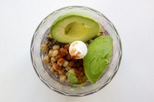 Avocado Hummus (or how to be the cool kid at the party) | 