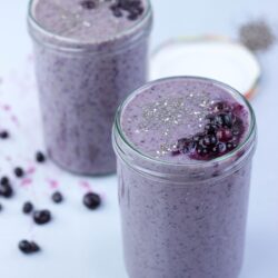 Two jars of blueberry banana protein smoothie | HurryTheFoodUp