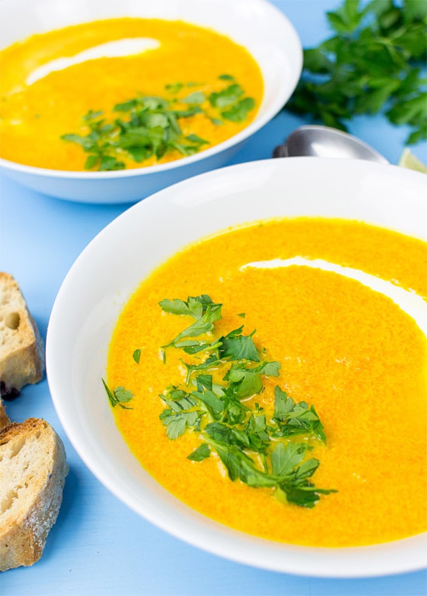 Carrot and Ginger Soup - souper fast! - carrot and ginger soup ready to eat #ginger #starter | 
