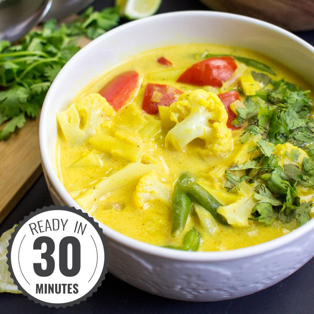 Easy Vegan Cauliflower Curry for a Fab Curry Night!