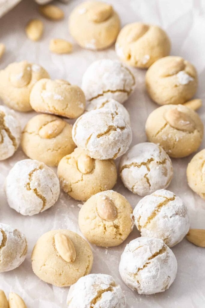 Gluten-Free Chewy Amaretti Cookies - Tasty and Delicious Egg White Recipes You Must Try | Hurry The Food Up
