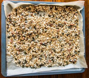The process of baking crunchy delightful granola | Hurry The Food Up
