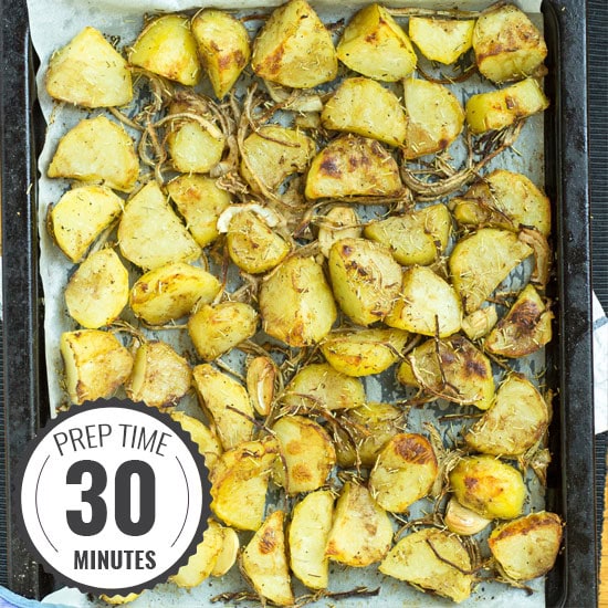 Proper Roast Potatoes. The best there are, were, and ever will be. Crispy, fluffy and with a hint of rosemary. | #Christmas #vegan | 