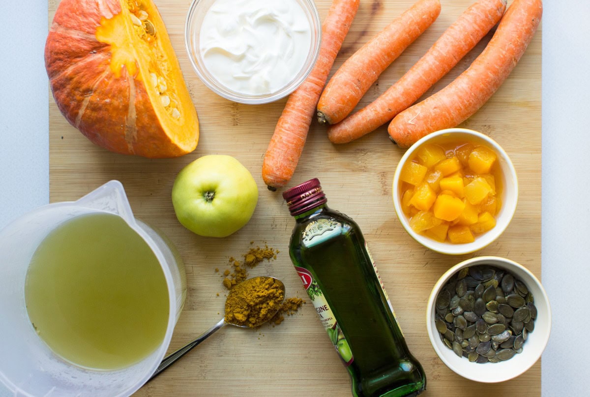 Pumpkin and Carrot Soup ingredients like pumpkin, cream, carrots, apple, onion, curry powder, olive oil, pumpkin seeds | Hurry The Food Up