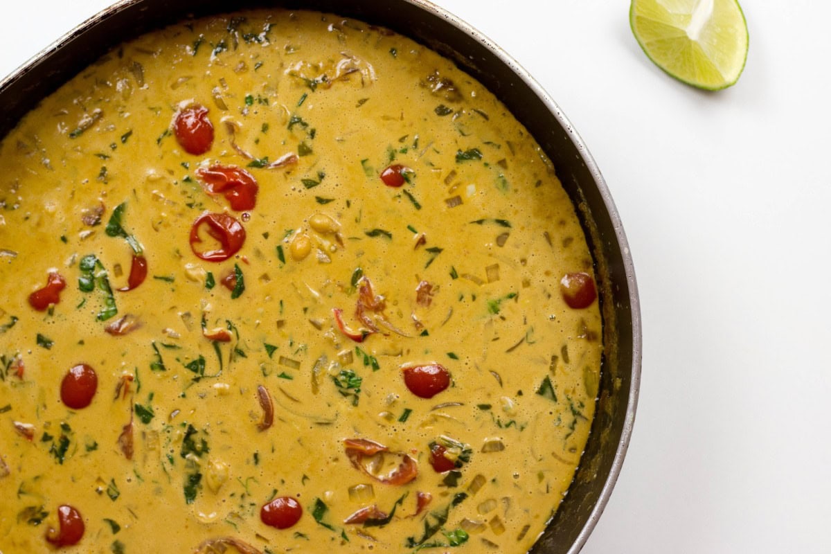 A saucepan with Vegan Chickpea Curry | HurryTheFoodUp