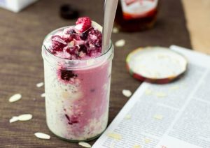Kat’s Vegan Overnight Oats in a Jar (3 Minutes) #oats #vegan | 