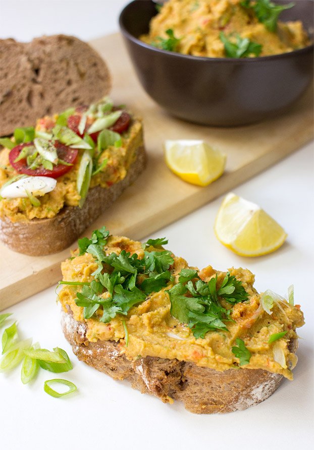 Vegan Tuna Salad - Seafood without the Sea - vegan tuna salad ready to eat #vegetarian #protein | 