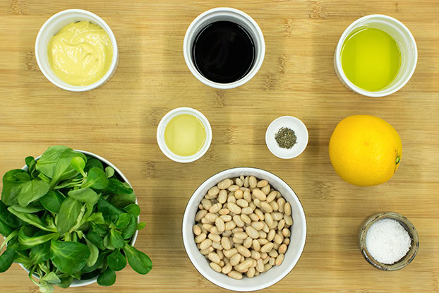 Salad ingredients #white beans #lettuce | 