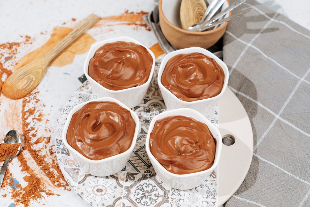 The process of serving chocolate protein pudding | Hurry The Food Up 
