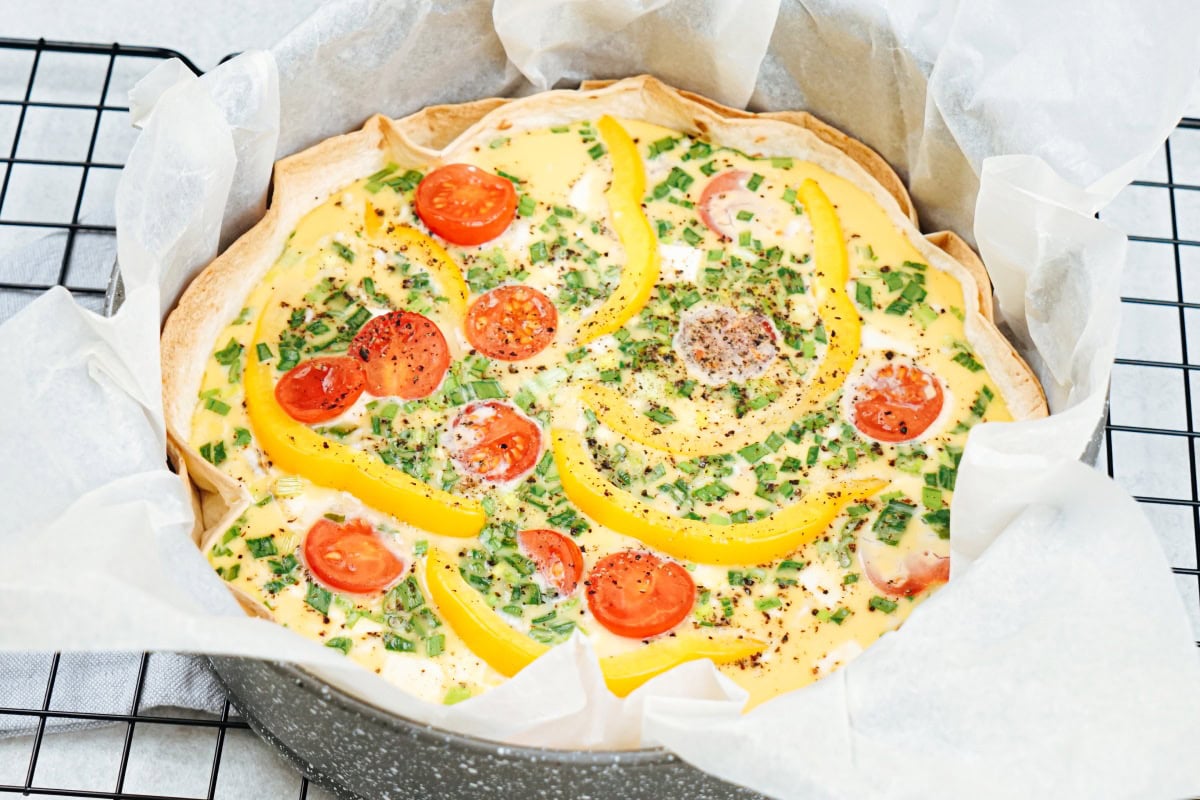 The process of baking the quiche | Hurry The Food Up