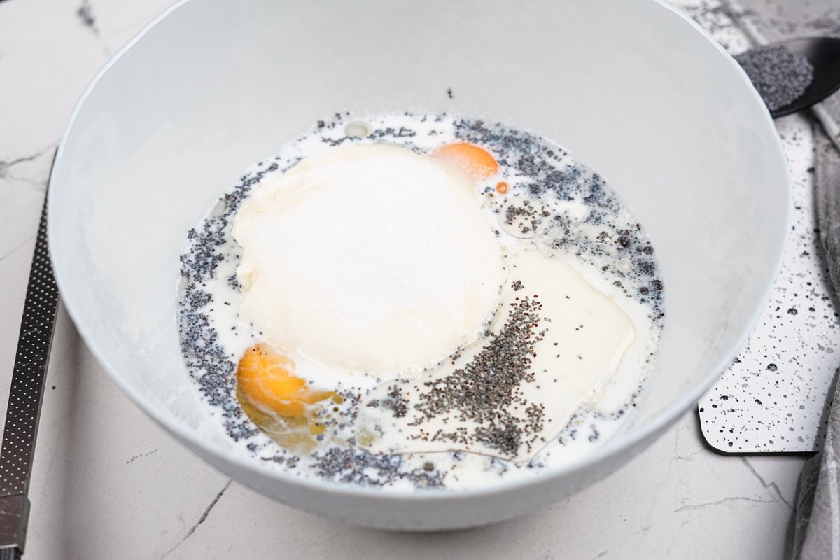 The process of adding the remaining dry ingredients to the bowl | Hurry The Food Up