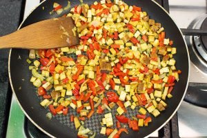 Speedy Vegan Burrito – Packed with Protein - the tofu-mix is ready #green bell pepper #olive oil | 