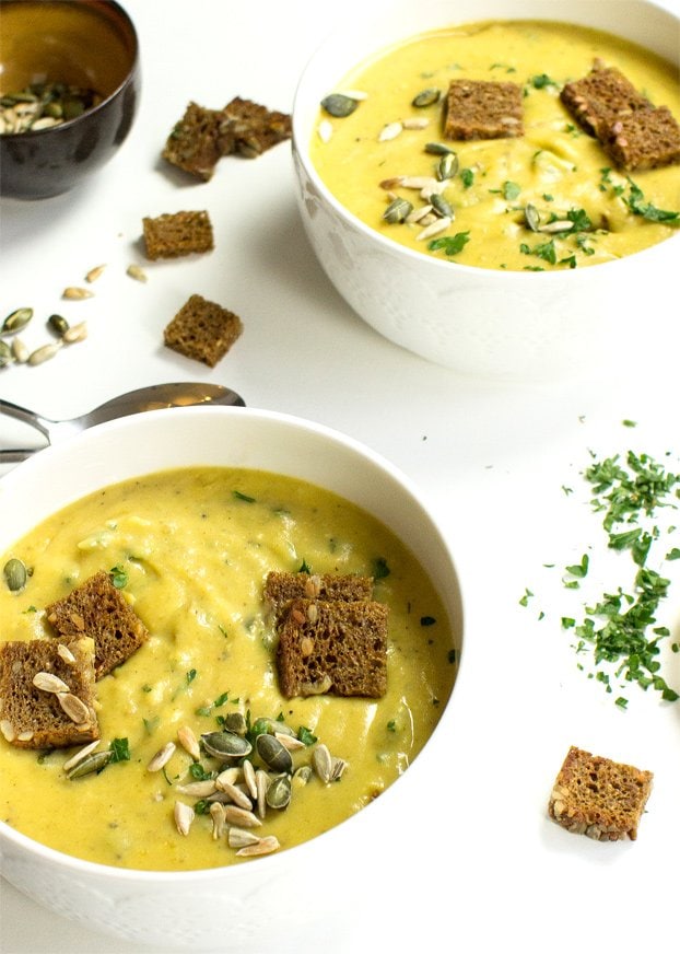 Vegan Potato Soup - Full on flavours & extremely satisfying | 